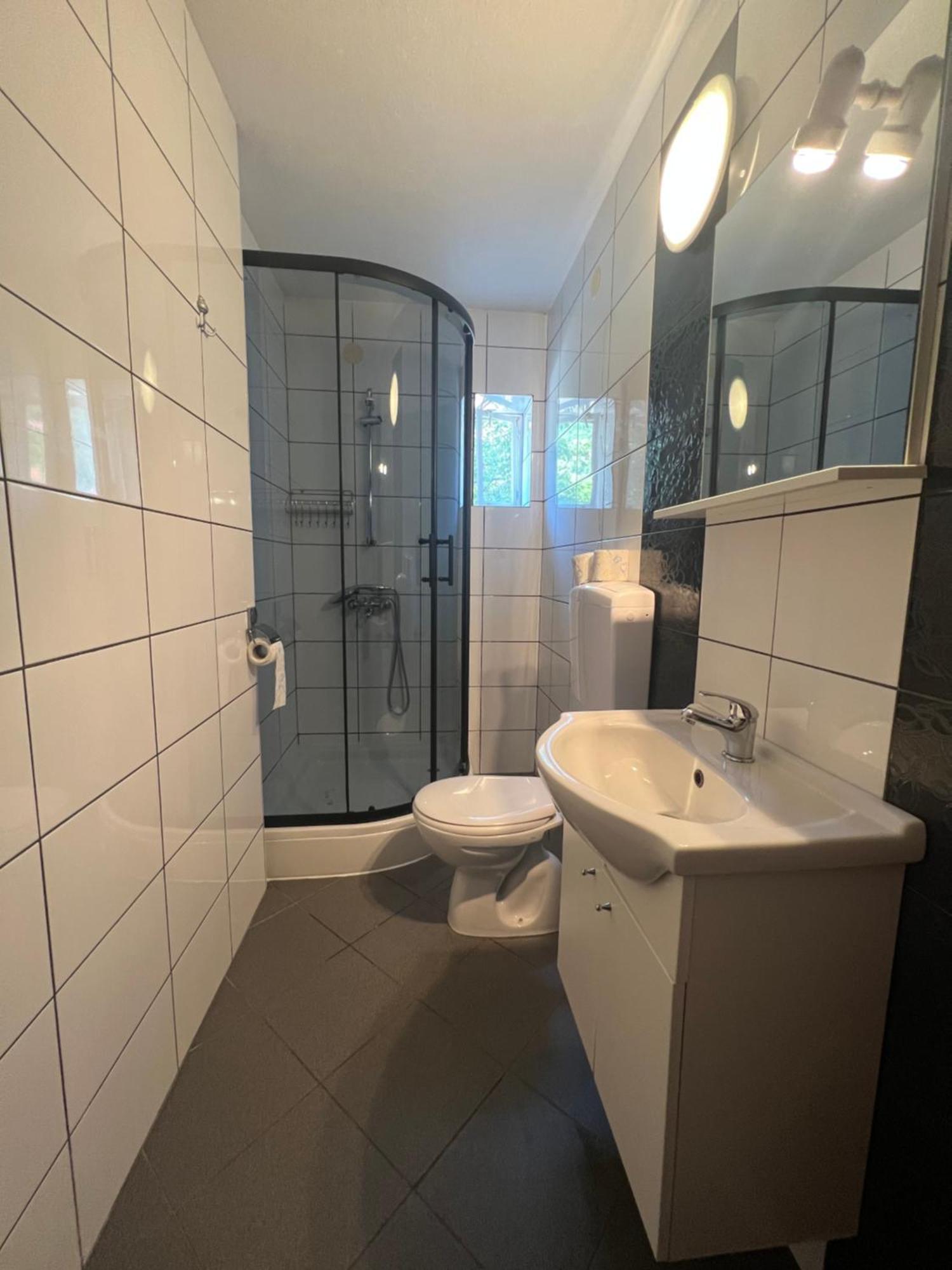 סנג' Rooms Milena מראה חיצוני תמונה